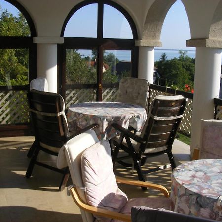 Pigal Panzio Bed & Breakfast Badacsonyörs Dış mekan fotoğraf