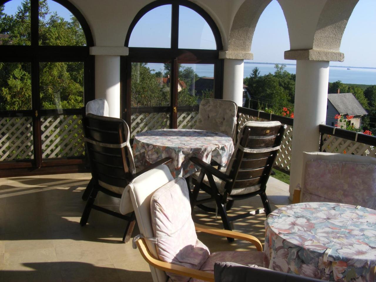 Pigal Panzio Bed & Breakfast Badacsonyörs Dış mekan fotoğraf