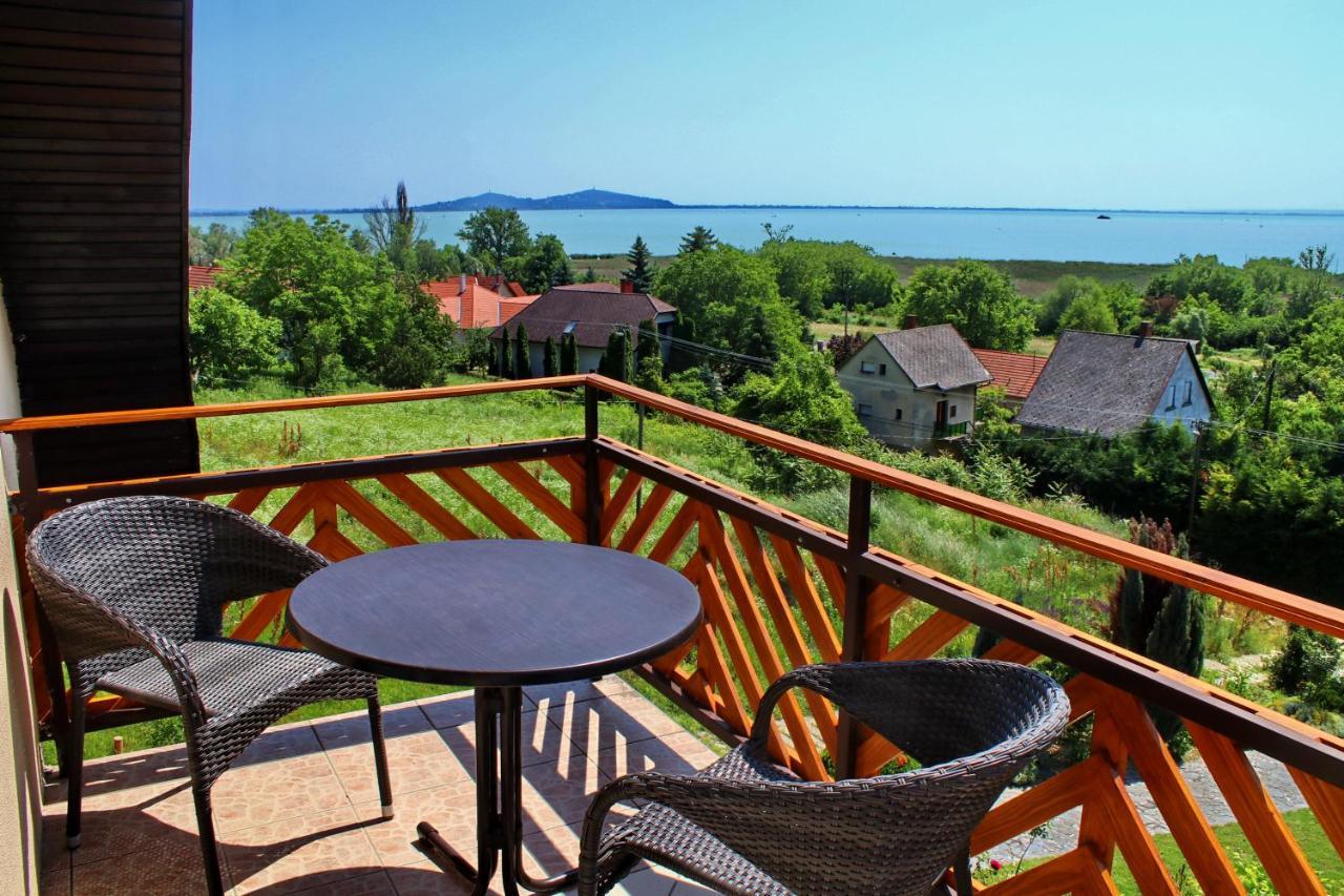 Pigal Panzio Bed & Breakfast Badacsonyörs Dış mekan fotoğraf