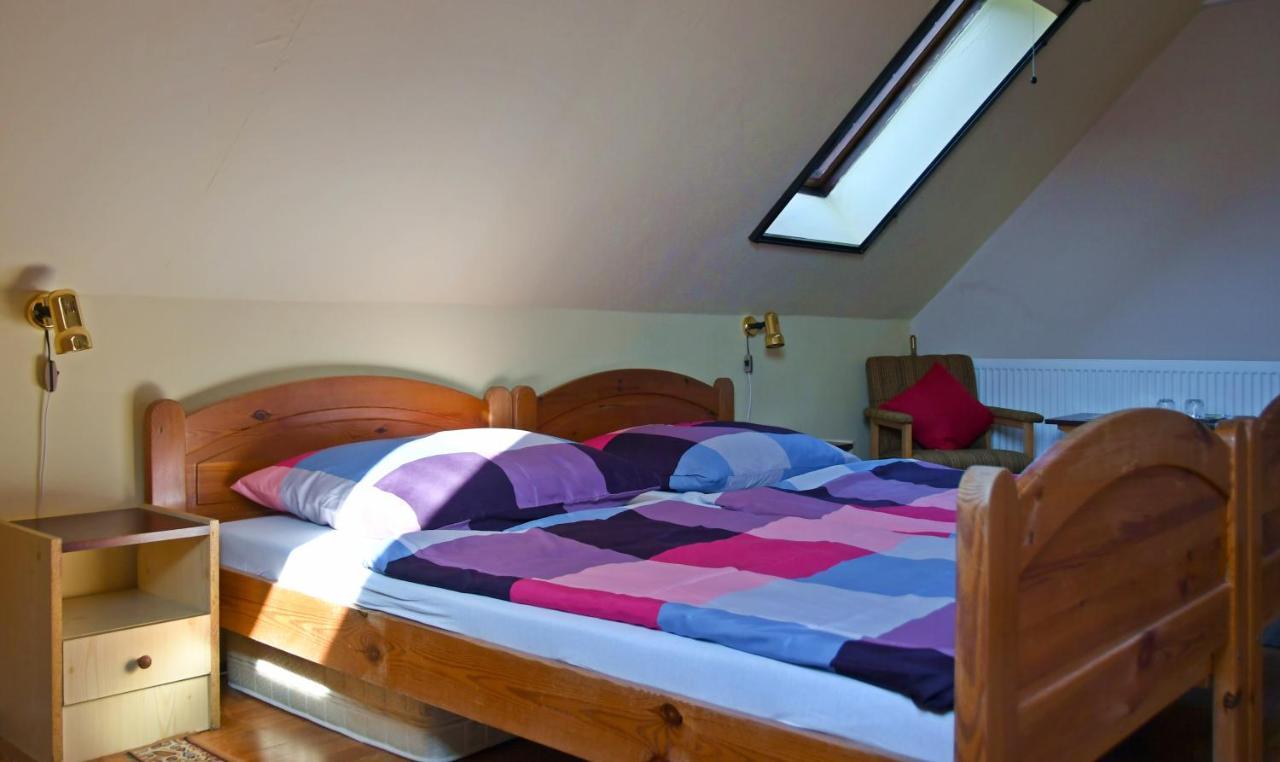Pigal Panzio Bed & Breakfast Badacsonyörs Dış mekan fotoğraf