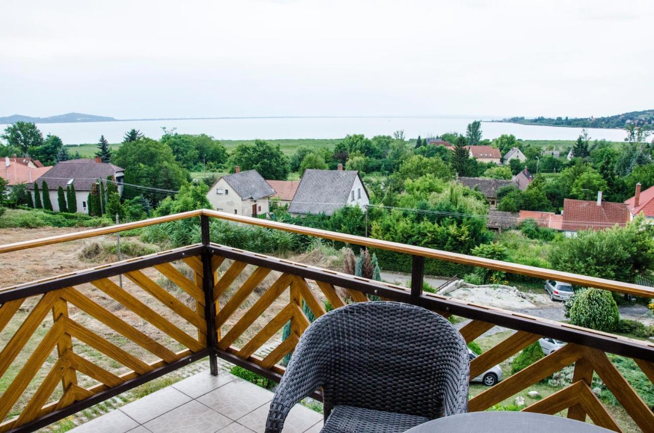 Pigal Panzio Bed & Breakfast Badacsonyörs Dış mekan fotoğraf